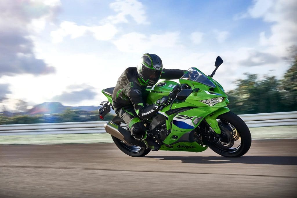 kawasaki-ninja-zx-4rr