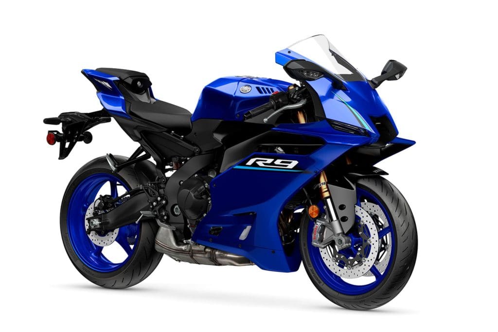 yamaha-r9